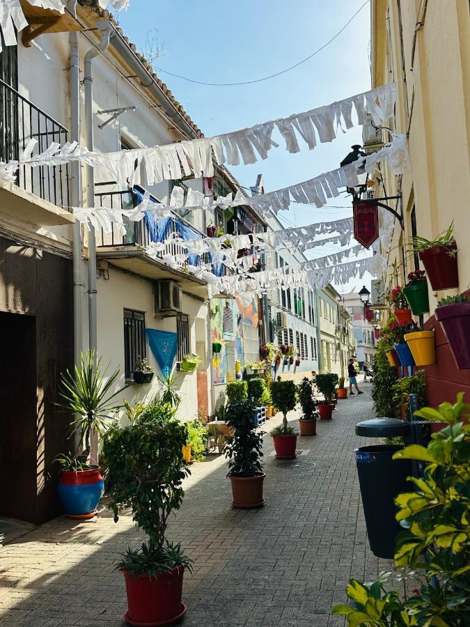 Sol Apartamentos Malaga Centro Luaran gambar