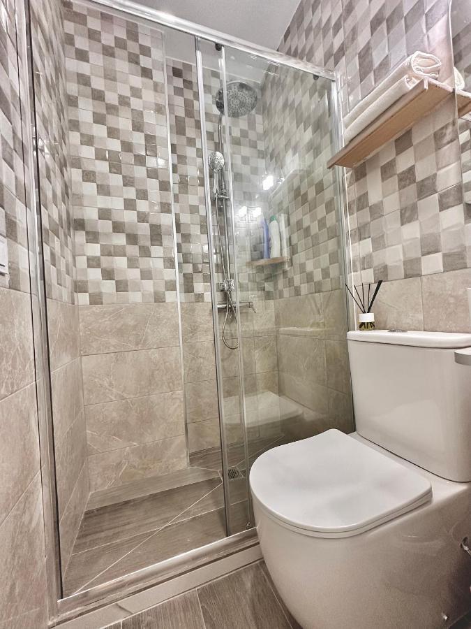 Sol Apartamentos Malaga Centro Luaran gambar